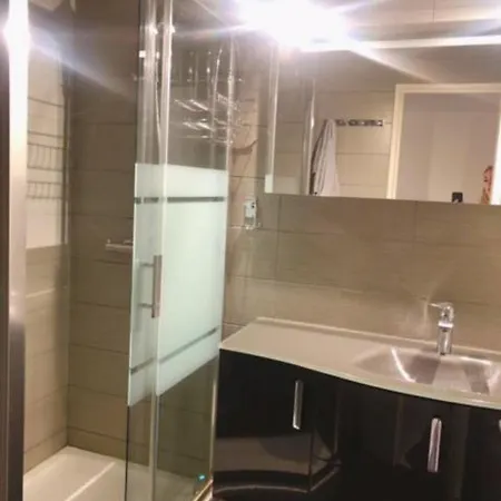 Lejlighed Luxurious Near The Airport *