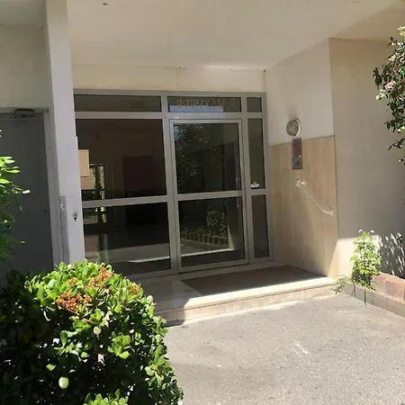 Luxurious Near The Airport Lejlighed *